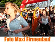 über 20.000 Teilnehmer gingen beim maxi Firmenlauf 2006 auf einem 6,75-Kilometer-Rundkurs im Olympiapark. Bei uns gibt es die Fotos (Foto: Martin Schmitz)
